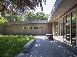 Duurzaam gebouwd, Erik Knippers Architect Erik Knippers Architect Modern Terrace Wood Wood effect