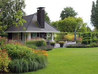 Fleurige villatuin, Teo van Horssen Hoveniers Teo van Horssen Hoveniers 庭院