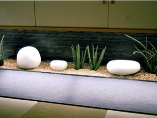 那覇市Ａ邸の壺庭, 艸木/SOUMOKU 艸木/SOUMOKU Jardines de estilo ecléctico Madera Acabado en madera