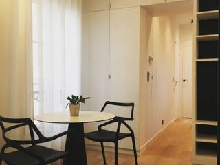 Petit appartement-Neuilly sur Seine, Agence KP Agence KP Moderne Esszimmer Holz Weiß