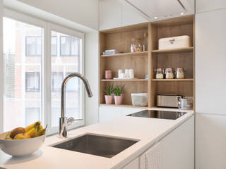 Totaalrenovatie studio, studio k interieur en landschapsarchitecten studio k interieur en landschapsarchitecten Dapur Modern