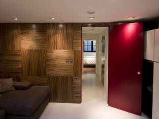 Walnut Panels and deep pink doors, Evolution Panels & Door Ltd Evolution Panels & Door Ltd 모던스타일 창문 & 문 우드 우드 그레인