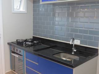 Apartamento compacto , Concept Engenharia + Design Concept Engenharia + Design Modern Kitchen Glass Blue
