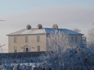 A frosty morning at this Neo-Geogian country house set in an idyllic Irish landscape, Des Ewing Residential Architects Des Ewing Residential Architects Classic style houses