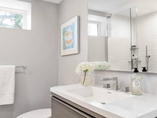 Bathrooms, Clean Design Clean Design Modern style bathrooms