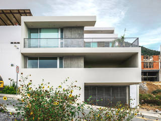 Casa IPE, pmasceroarquitectura pmasceroarquitectura 現代房屋設計點子、靈感 & 圖片 水泥