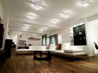 Vesper-リッソーニのソファが入る９３m²の部屋, 株式会社ブルースタジオ 株式会社ブルースタジオ Modern living room