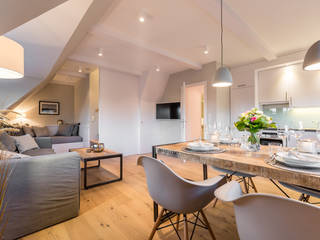 Sanierung & Design einer Ferienwohnung, Home Staging Sylt GmbH Home Staging Sylt GmbH 컨트리스타일 거실