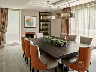 Elegance and colour in a Dulwich home , Tailored Living Interiors Tailored Living Interiors Modern dining room