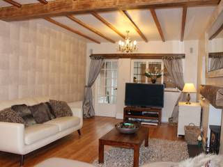 Lounge Living Room project with stripped back Oak Beams, Lear's Creative Interiors Lear's Creative Interiors