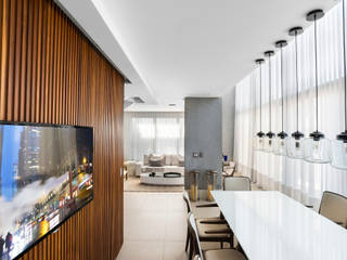 Cobertura Cabral, Studio Leonardo Muller Studio Leonardo Muller Modern dining room Wood White