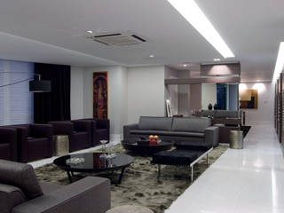 Apartamento Triplex Studio Leonardo Muller Salas de estar modernas Madeira Cinza
