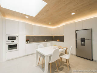 Refurbishment for Cristina & Juan Carlos, Pablo Muñoz Payá Arquitectos Pablo Muñoz Payá Arquitectos Cocinas modernas: Ideas, imágenes y decoración