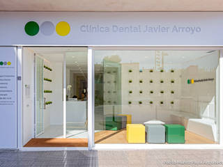 Dental clinic Javier Arroyo, Pablo Muñoz Payá Arquitectos Pablo Muñoz Payá Arquitectos مكتب عمل أو دراسة