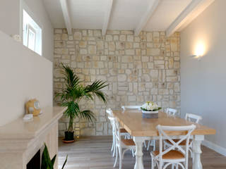 casa Mast, yesHome yesHome Mediterranean style dining room