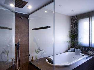 Badezimmer- Produkte mit einem Mehr an Funktionen, repaBAD GmbH repaBAD GmbH Modern bathroom Glass