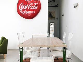 PETIT COCON URBAIN, BORDEAUX, Audrey Boey Audrey Boey Modern dining room Wood Wood effect