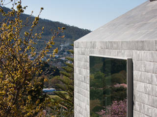 Casa de Afife, Menos é Mais - Arquitectos Associados Menos é Mais - Arquitectos Associados Pintu & Jendela Modern