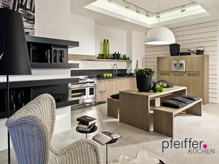 Pfeiffer Küchen(t)räume, Pfeiffer GmbH & Co. KG Pfeiffer GmbH & Co. KG Kitchen Wood Wood effect