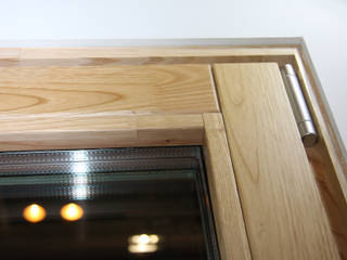 Serie EnergyTek expuesta en Veteco IFEMA, CARPINTEK GROUP CARPINTEK GROUP Classic style windows & doors Wood Wood effect