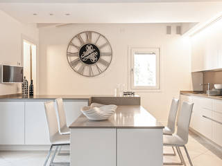 Minimal white, BRANDO concept BRANDO concept Modern kitchen