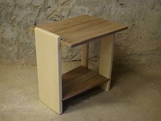 Table de chevet en érable et noyer, Le Meuble Autrement Le Meuble Autrement Moderne Schlafzimmer Holz Holznachbildung