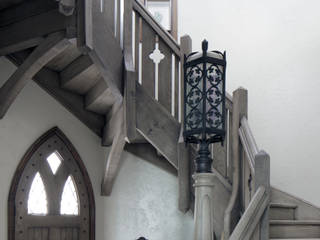 English Abbey, Jeffrey Dungan Architects Jeffrey Dungan Architects Country style corridor, hallway& stairs Wood Grey