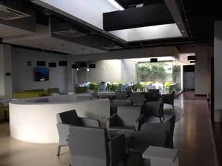 Sala de Espera VIP, LNM Arquitectura & Diseño Interior LNM Arquitectura & Diseño Interior مكتب عمل أو دراسة