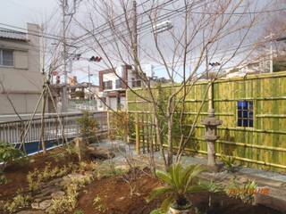 庭咲桜（にわざくら）