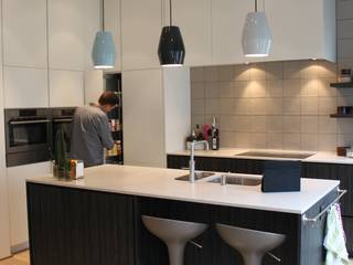 Slim ingericht met groot effect - stadswoning in Antwerpen, Lento Interiors Lento Interiors Cocinas de estilo escandinavo