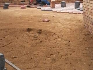 Client in Oakdene (4 jobs for this Client), Nozipho Construction Nozipho Construction Casas industriais