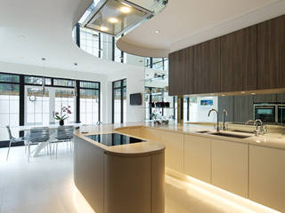 M & F, The Wood Works The Wood Works Modern kitchen