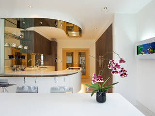 M & F, The Wood Works The Wood Works Modern style kitchen