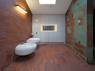 CC, The Wood Works The Wood Works Modern style bathrooms