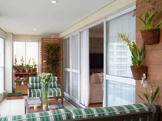Varanda de Apartamento , Eduardo Luppi Paisagismo Ltda. Eduardo Luppi Paisagismo Ltda. Rustikaler Balkon, Veranda & Terrasse