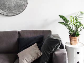 Progetto di interni per una casa a schiera, CAFElab studio CAFElab studio Scandinavian style living room Grey
