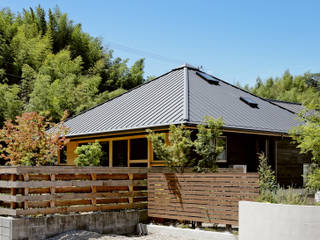 YK House 方形屋根の家, 磯村建築設計事務所 磯村建築設計事務所 Дома в азиатском стиле