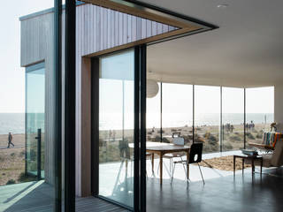 Old Fort Road, IQ Glass UK IQ Glass UK Modern balcony, veranda & terrace Glass