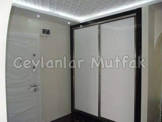 İNCİ, CEYLANLAR MUTFAK MOBİLYA CEYLANLAR MUTFAK MOBİLYA Modern corridor, hallway & stairs