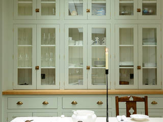 The Islington N1 Kitchen by deVOL, deVOL Kitchens deVOL Kitchens Classic style kitchen Green