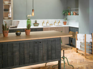 The London Basement Kitchen by deVOL , deVOL Kitchens deVOL Kitchens Industriale Küchen Blau