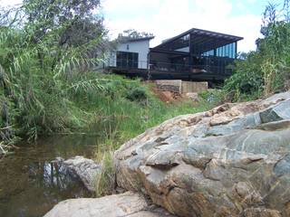 New House for Developer, Human Voice Architects Human Voice Architects Casas modernas