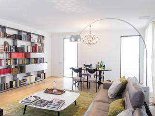 Rammendo di spazi e di memorie, studio antonio perrone architetto studio antonio perrone architetto Modern living room