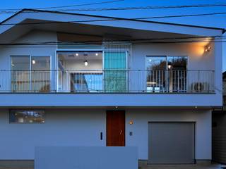 「水と光のある暮らし」吉祥寺のプールハウス, TAMAI ATELIER TAMAI ATELIER Modern Houses White