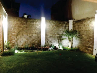 DISEÑO DE TERRAZA Y JARDÍN BÉELEN, Arqca Arqca Moderner Garten
