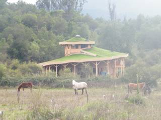 Casa Sol en Rari, Secrea Secrea Case in stile rustico