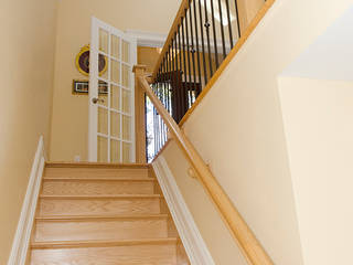 Rockcliffe Renovations, Jane Thompson Architect Jane Thompson Architect Colonial style corridor, hallway& stairs Wood Wood effect