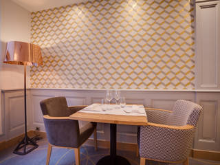 Restaurant - Hôtel des Voyageurs, Contraste Intérieur Contraste Intérieur Commercial spaces Đồng / Đồng / Đồng thau Amber/Gold