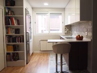 Reforma integral de piso en Aluche, Reformmia Reformmia Modern kitchen