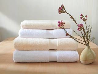 Organic Bedding and Towelling by King of Cotton, King of Cotton King of Cotton Modern style bathrooms Cotton Red